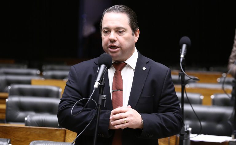 Comissão aprova projeto que agiliza pensão por morte de policiais mortos em serviço – Notícias