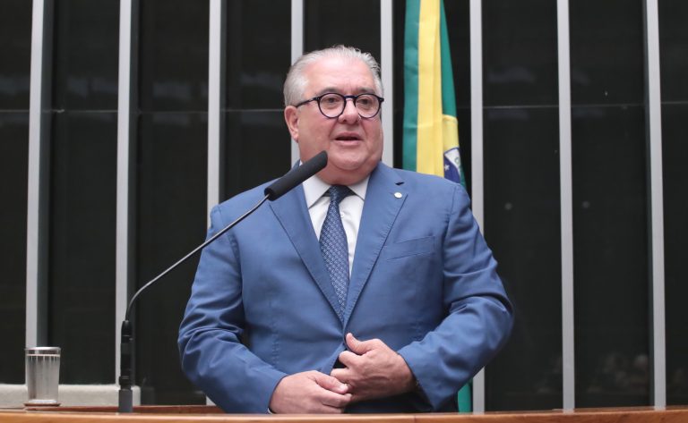 Comissão pode votar regulamentação do trabalho por aplicativo; conheça a proposta – Notícias