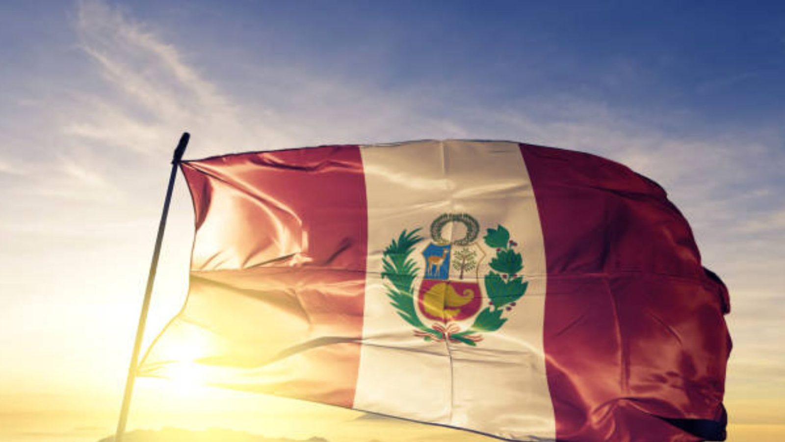 Crise no Peru: Polícia cumpre mandado de busca na residência de ex-chefe eleitoral
