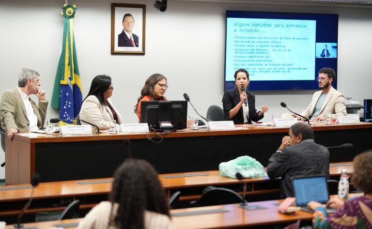 Inclusão de injeção semestral contra o HIV no SUS esbarra em preço alto, aponta debate – Notícias