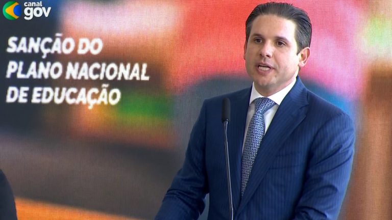 Motta destaca papel da Câmara na formulação do novo Plano Nacional de Educação – Notícias