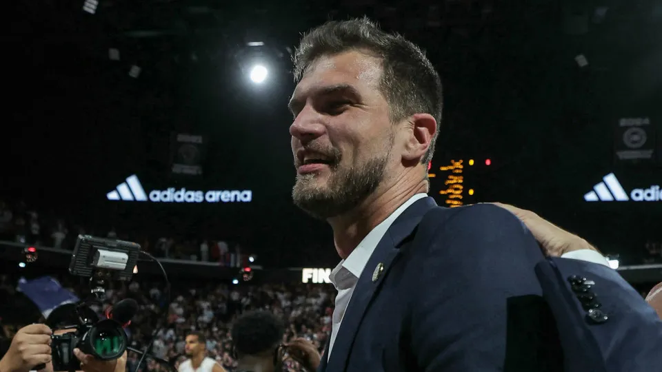 NBA: Tiago Splitter, do Portland, é 1º técnico brasileiro nos playoffs