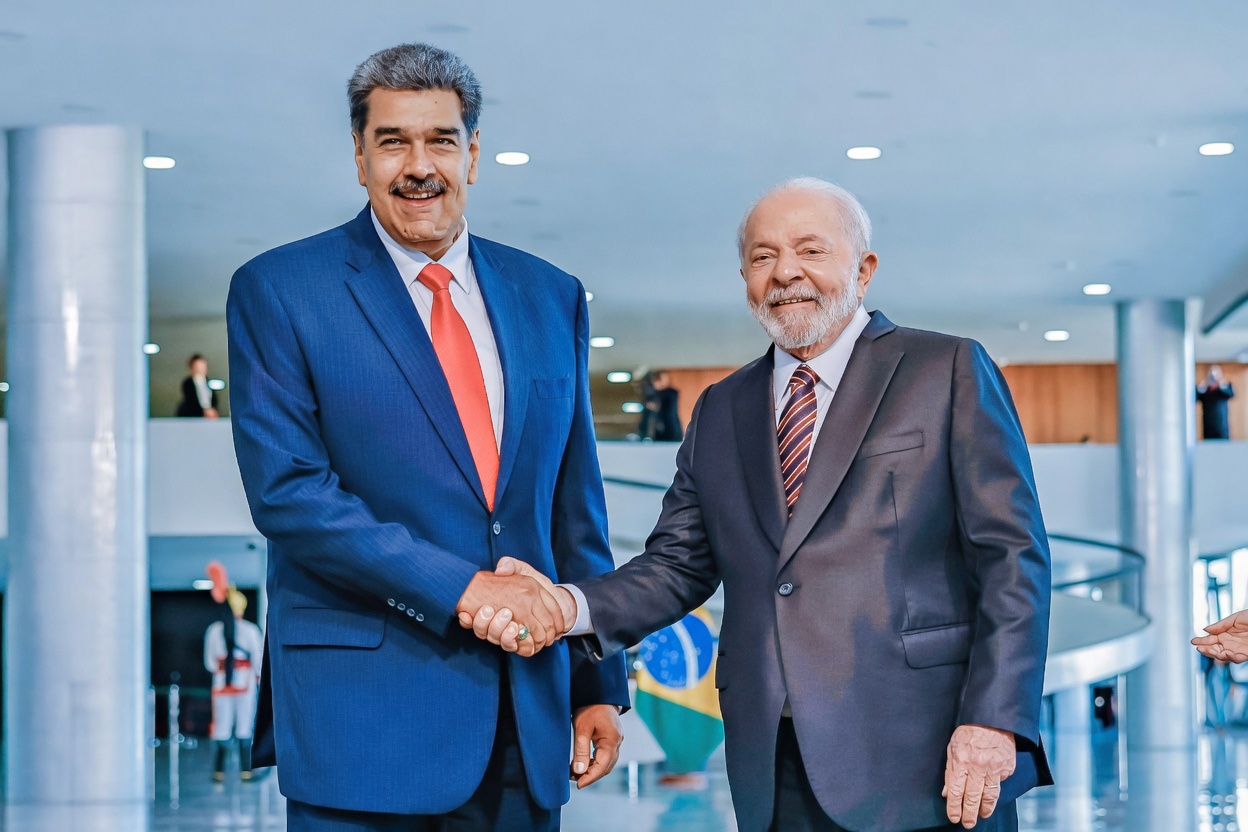 Será que Lula e Maduro são amigos?!