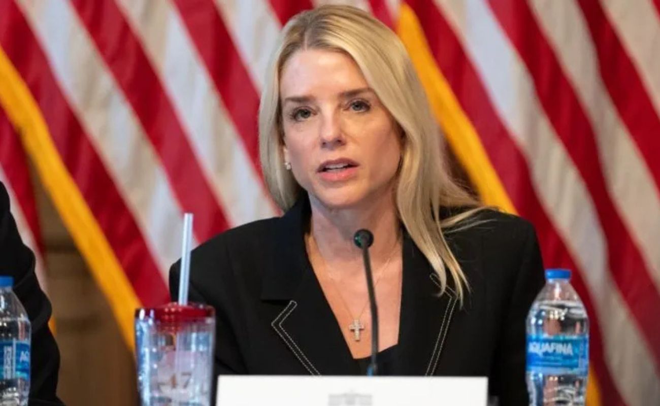 Trump demite Pam Bondi do cargo de Procuradora-Geral dos EUA