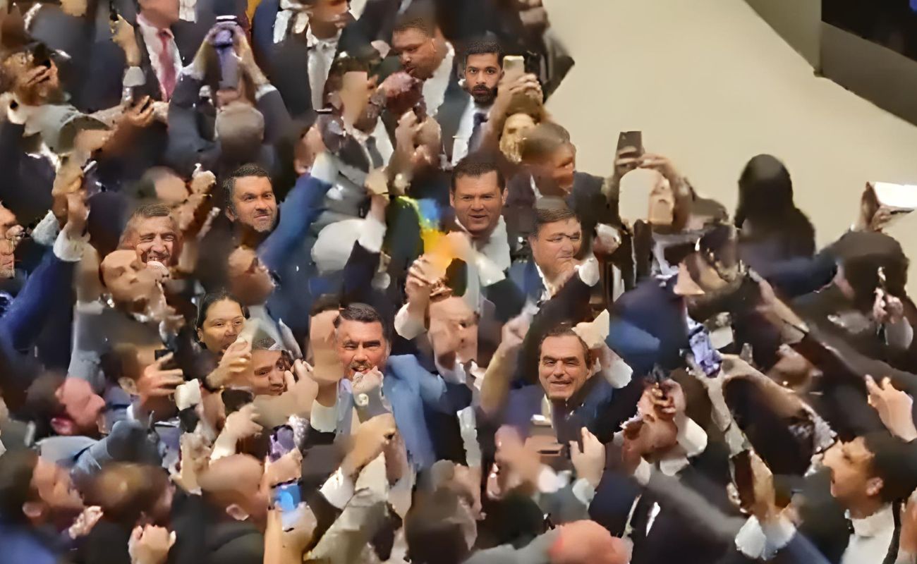 VITÓRIA: Congresso derruba veto de Lula ao PL da Dosimetria e abre caminho para redução de penas do 8 de janeiro