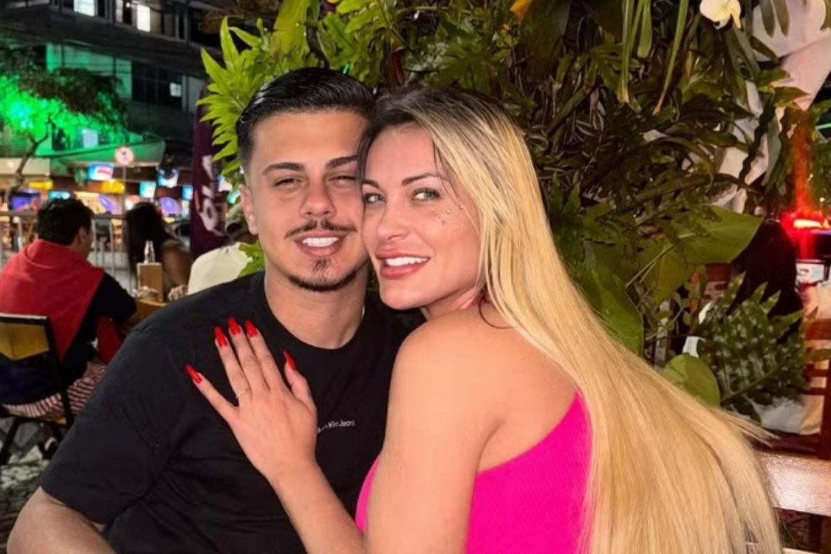 Andressa Urach reata casamento com Flávio Giglioli