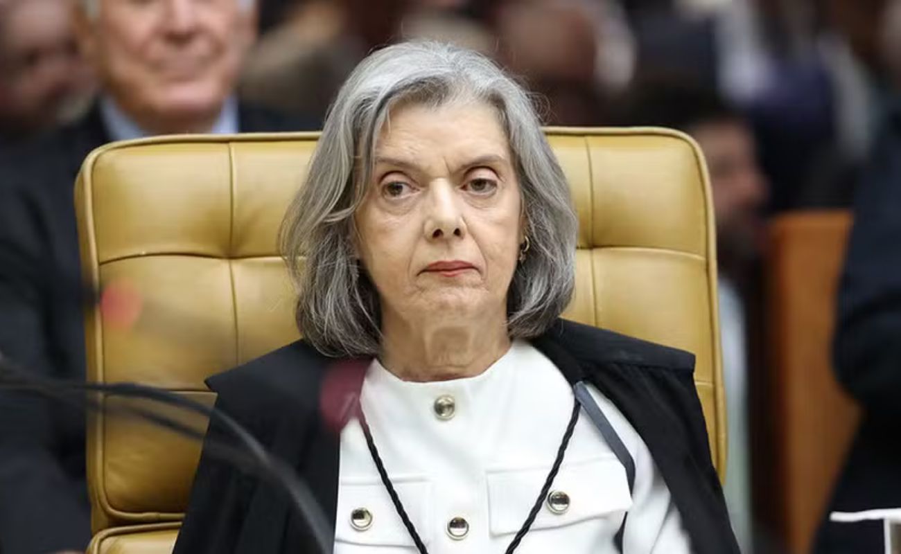 Cármen Lúcia anula multa de R$600 mil aplicada por Moraes a dona de perfil no X