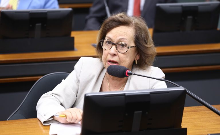 Comissão aprova programa próprio de alimentação para institutos federais – Notícias