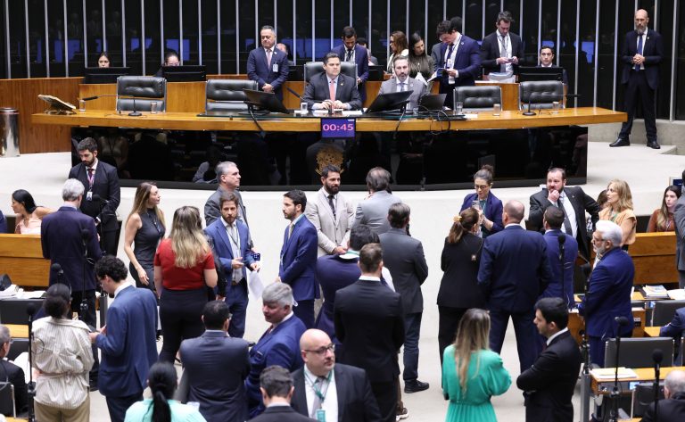 Congresso derruba quatro vetos à LDO de 2026 e libera repasses a municípios – Notícias