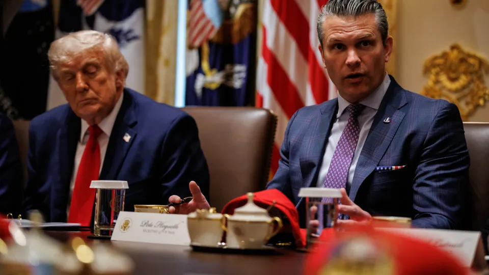 Hegseth diz que reforço militar chinês na Ásia dá “razões para alarme”