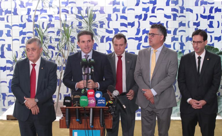 Hugo Motta anuncia transição de um ano para a jornada de 40 horas – Notícias