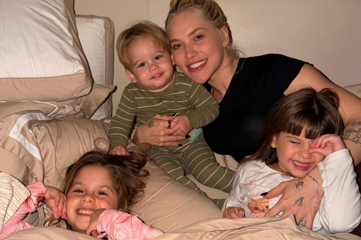 Virginia Fonseca revela dificuldade em chamar a atenção de um dos filhos