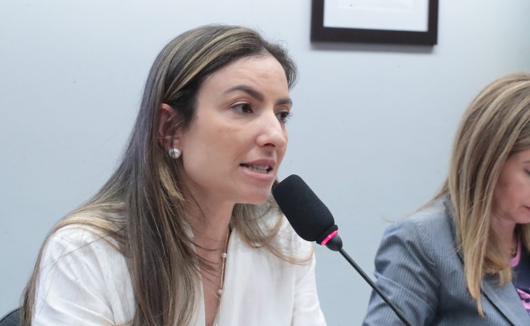 Ativistas e gestores públicos apontam desafios para a implementação do ECA Digital – Notícias