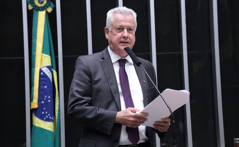 Câmara aprova projeto que define novas regras para proteção da indústria nacional; acompanhe – Notícias