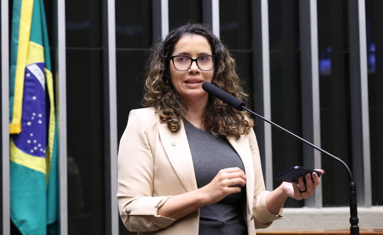 Câmara aprova projeto que garante atestado para funcionário que acompanhar criança doente – Notícias