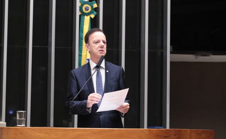 Comissão aprova bônus de 10% em residência para participantes do Mais Médicos – Notícias