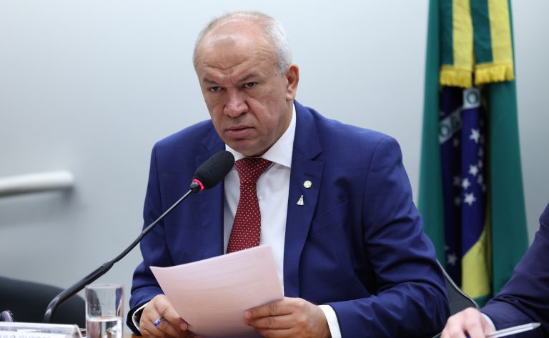 Comissão aprova cota de 15% no Minha Casa, Minha Vida para famílias com renda de até R$ 1,8 mil – Notícias
