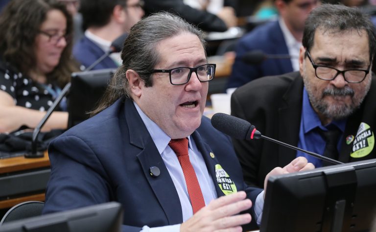 Comissão aprova projeto que assegura criação de grêmios estudantis nas escolas – Notícias