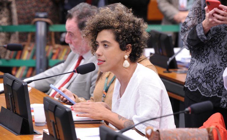 Comissão aprova projeto que facilita acesso de vítimas de violência doméstica ao Minha Casa, Minha Vida – Notícias