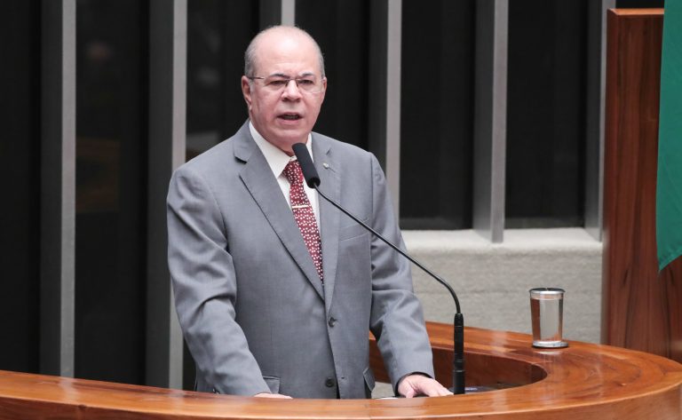 Comissão aprova uso de royalties do petróleo para financiar tarifa zero no transporte – Notícias