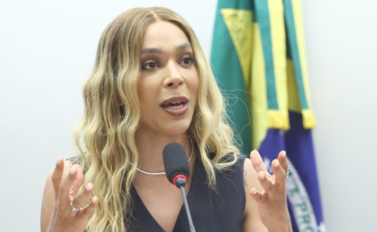 Comissão realiza Tribuna das Mulheres para discutir a defesa da terra – Notícias