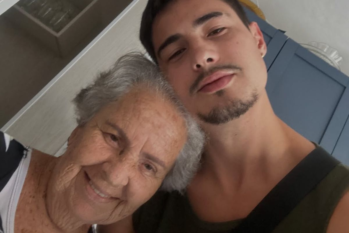 Danilo Mesquita lamenta morte da avó: ‘Muito doloroso’