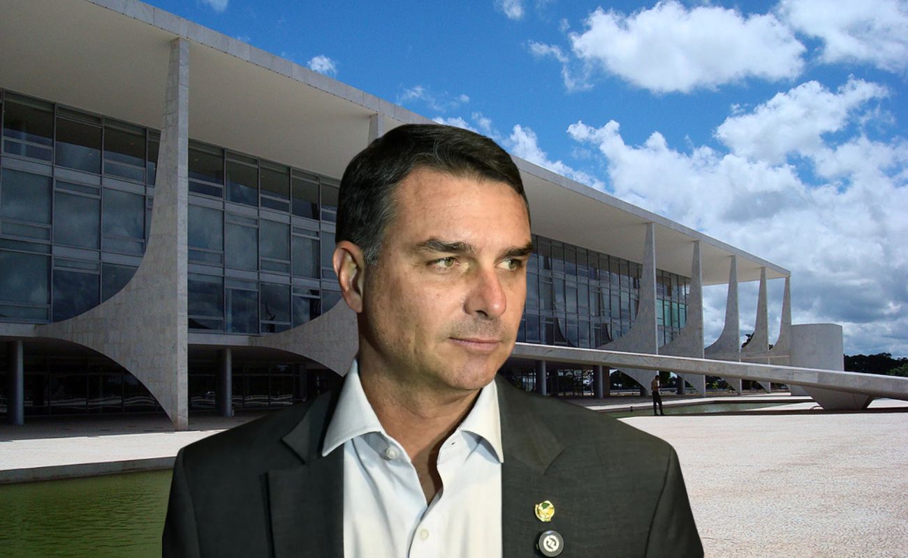 Flávio Bolsonaro critica Lula e diz que petista parece chefe do PCC