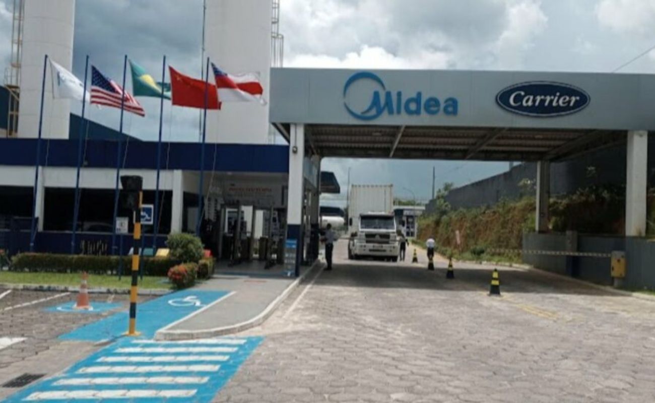 Gerente chinês é afastado após denúncia de agressão a funcionário em fábrica da Midea