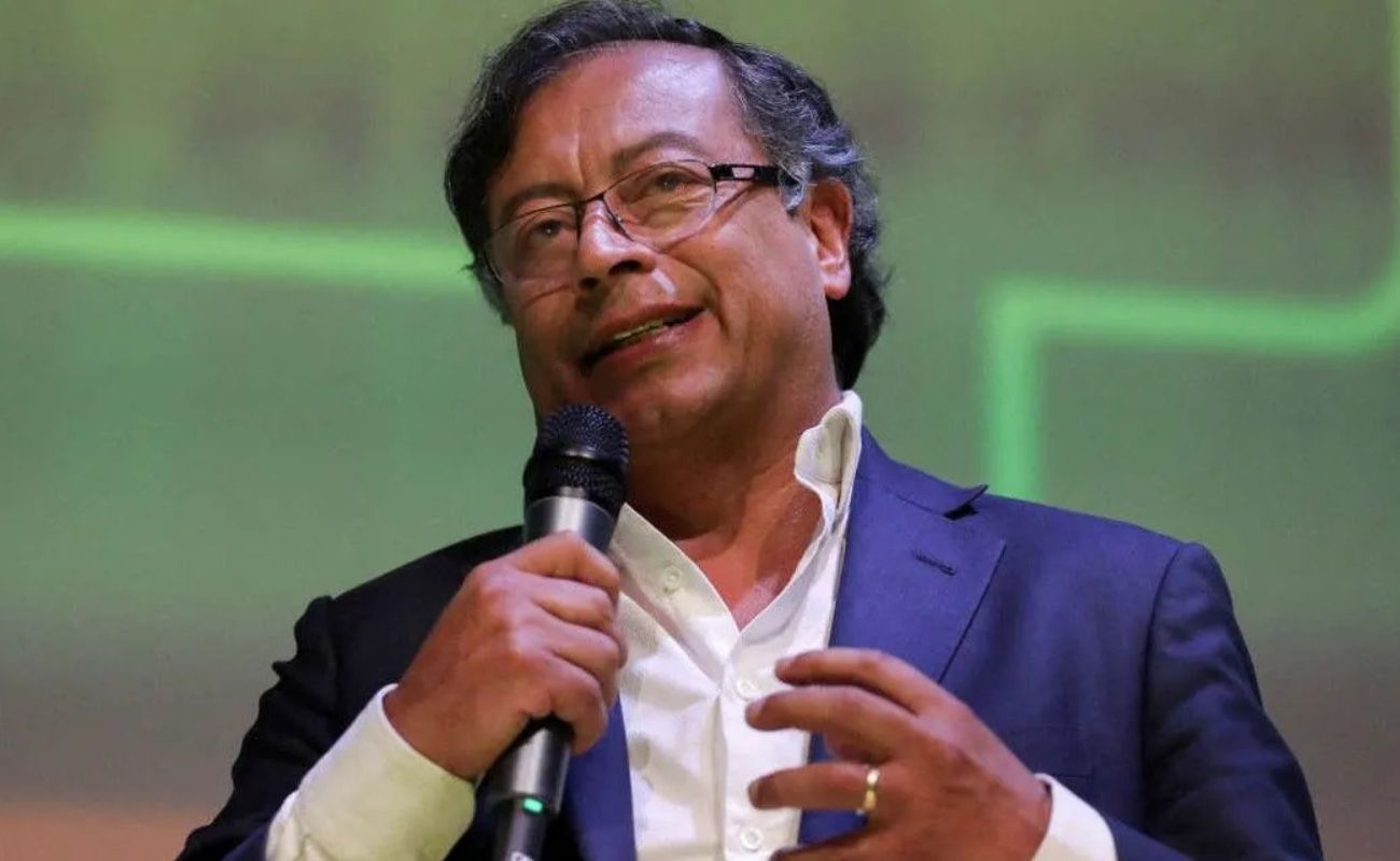 Gustavo Petro afastado do cargo pela Comissão do Congresso Colombiano