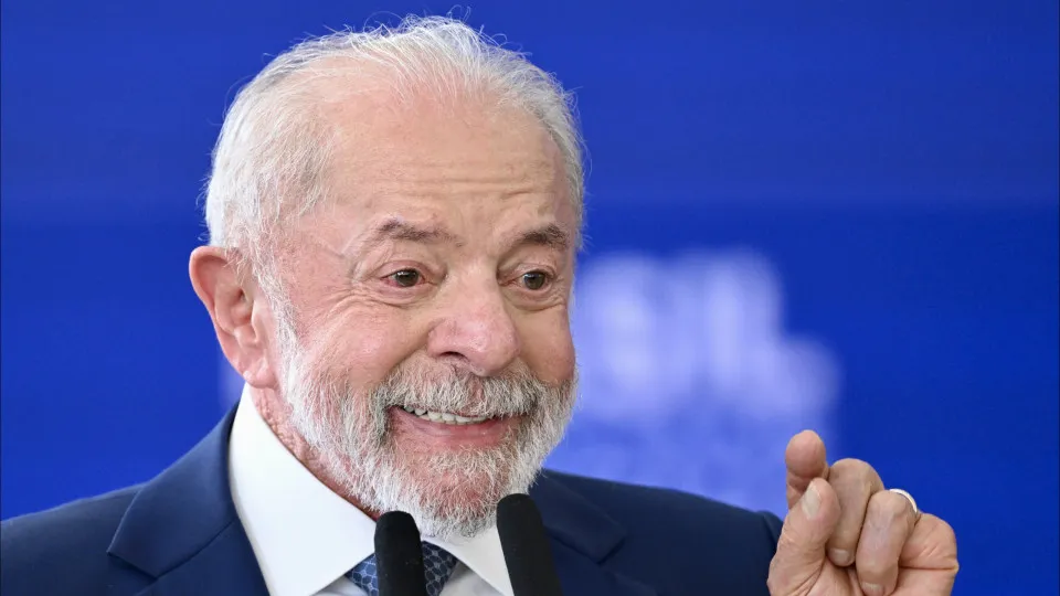 Lula espera renúncia de Jaques Wagner da liderança do governo, dizem aliados