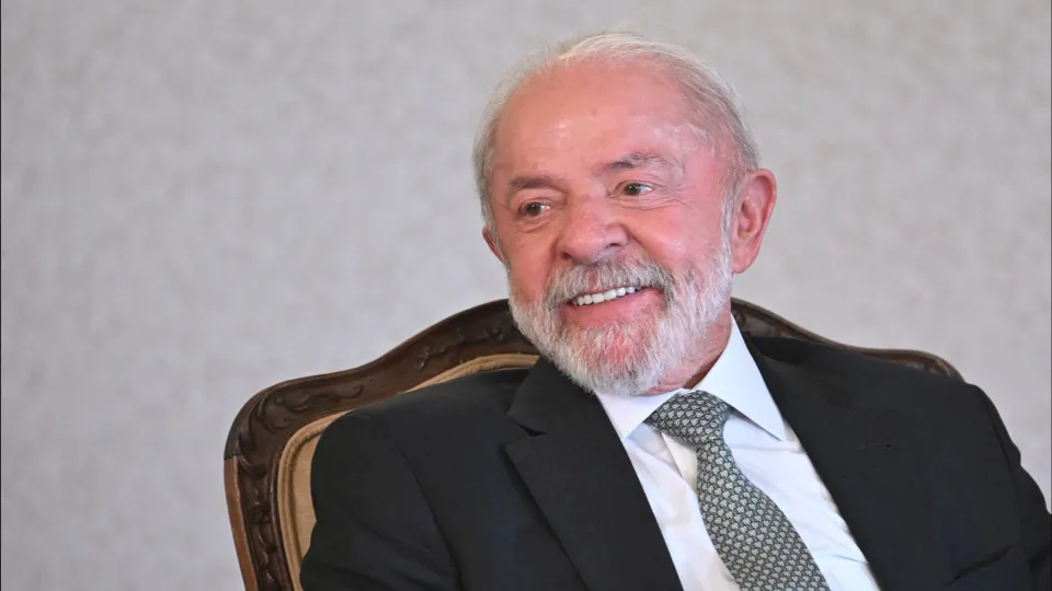 Lula parabeniza Colômbia após eleição com vitória da direita