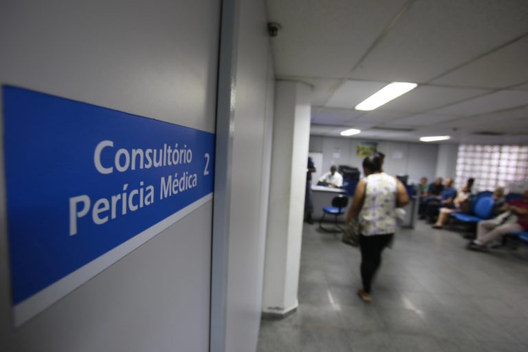 Medida provisória amplia programa para reduzir fila de análise de benefícios do INSS – Notícias