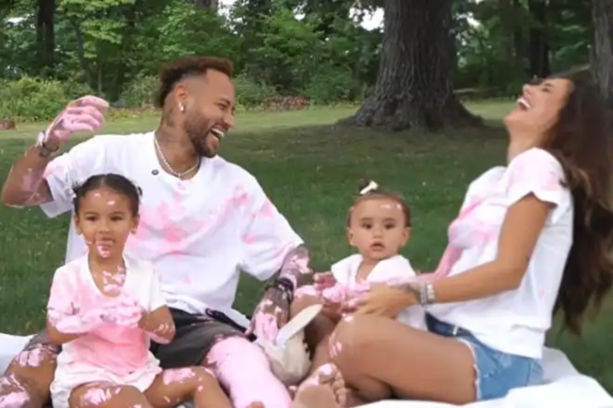 Neymar e Bruna Biancardi serão pais de mais uma menina. Vídeo!