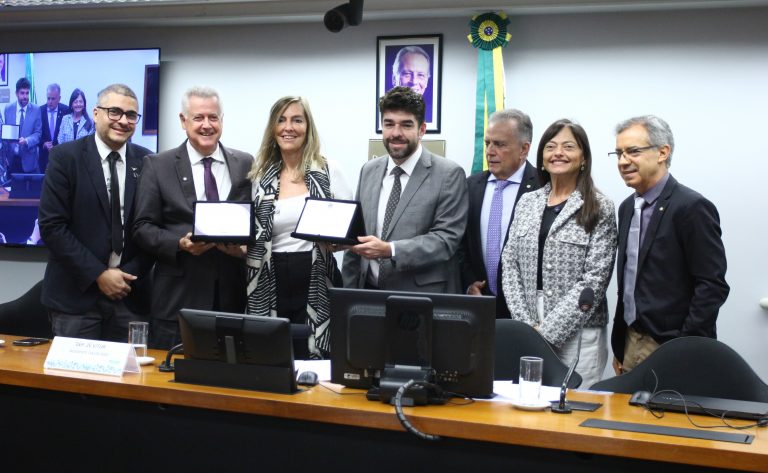 Pesquisadores e deputados defendem prioridade para testes com polilaminina para lesão medular – Notícias