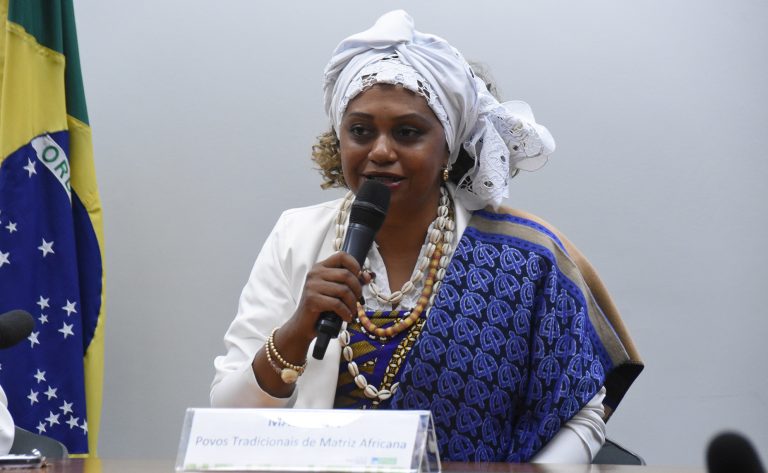 Religiosos de matriz africana e gestores públicos denunciam intolerância e racismo – Notícias