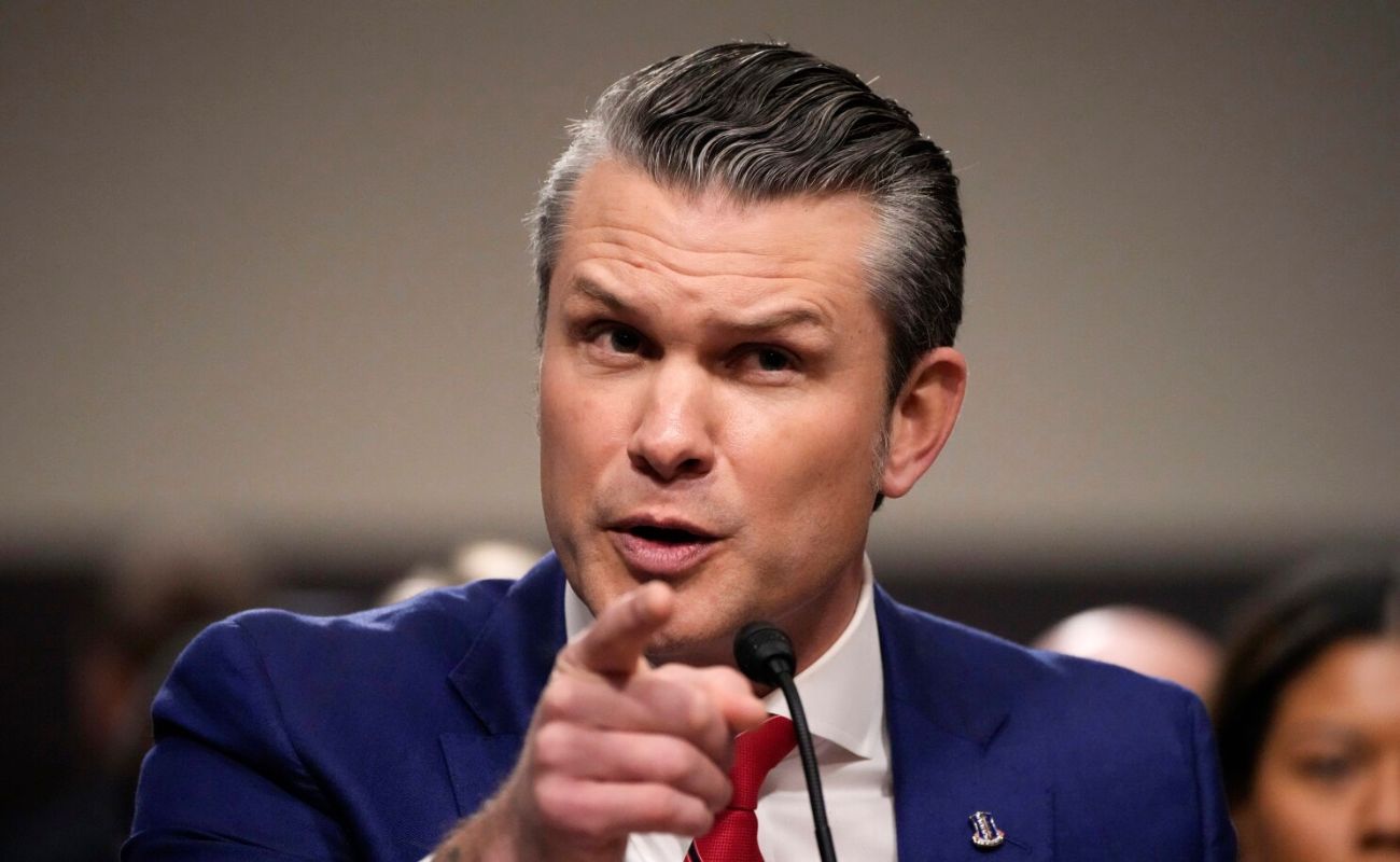 Secretário de Guerra Pete Hegseth anuncia novos ataques fortes contra o Irã ainda hoje