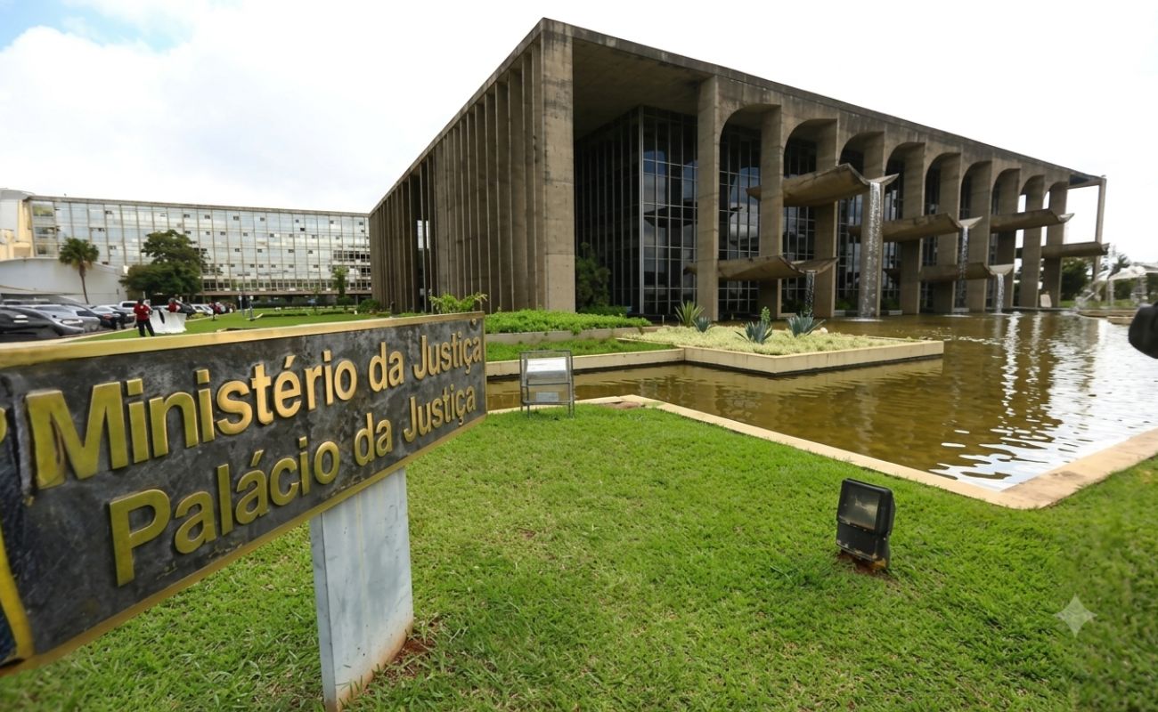 Sob ordem de Lula, MJ convoca delegados da PF e coloca em risco apurações do caso Master