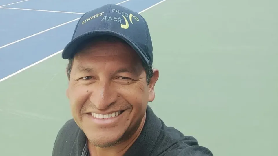 Técnico brasileiro de tênis está em coma na França e família faz vaquinha