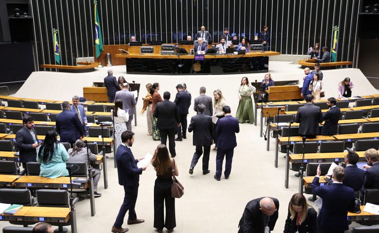 Câmara aprova projeto que torna permanentes os incentivos para a indústria da reciclagem – Notícias