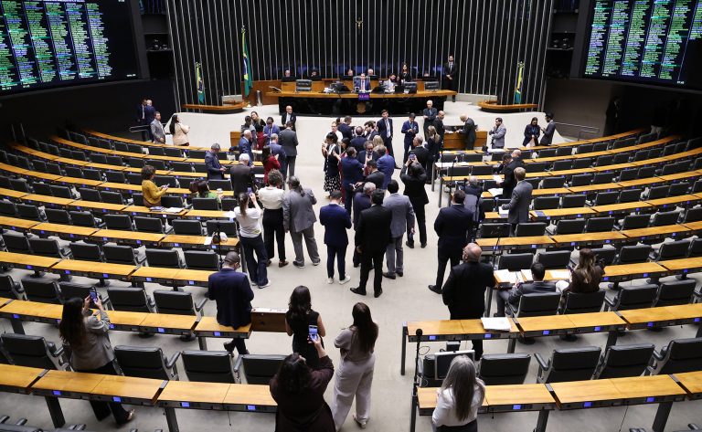 Câmara pode votar programa para pessoas com epilepsia e outras propostas nesta quinta-feira – Notícias