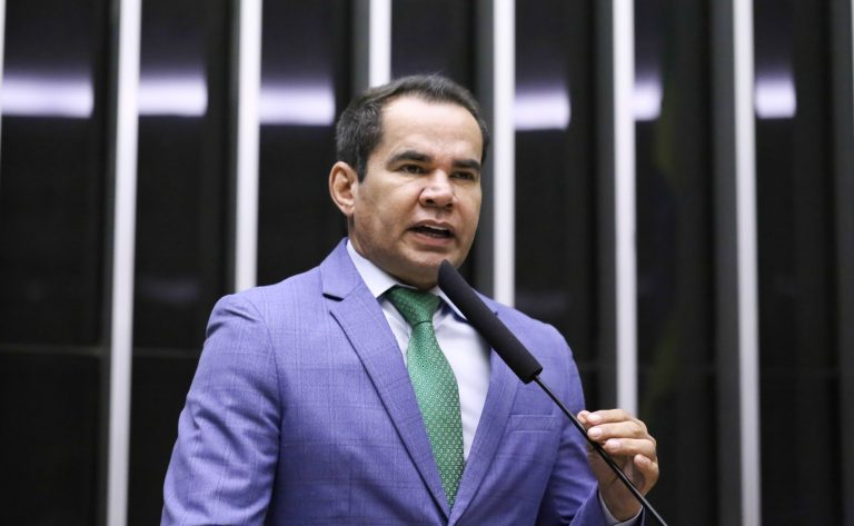 Comissão aprova recursos para qualificação profissional de pessoas com deficiência no setor cultural – Notícias