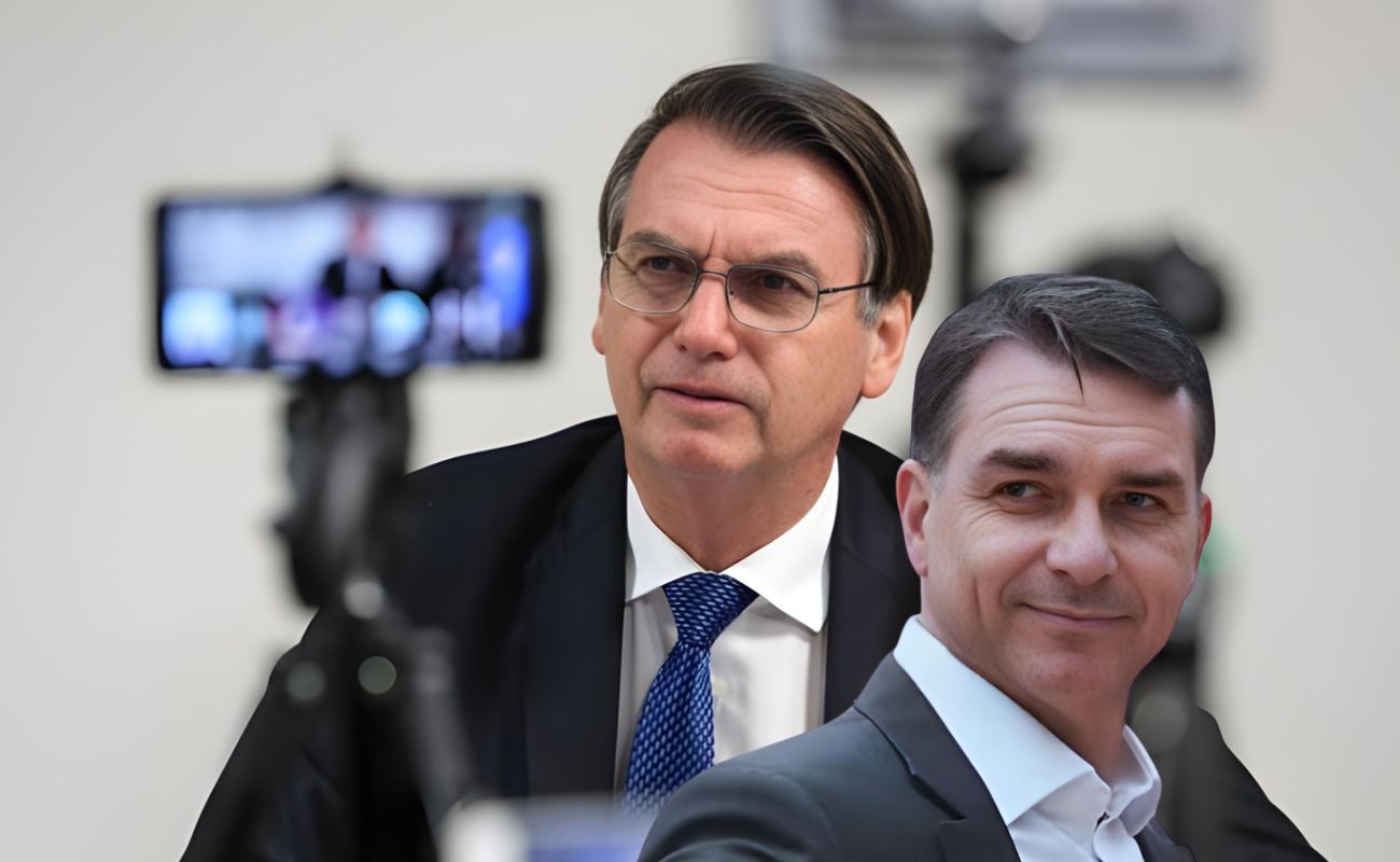 Flávio presta homenagem ao pai: Um ano de censura: tentaram calar Bolsonaro, mas sua voz ecoa mais forte do que nunca