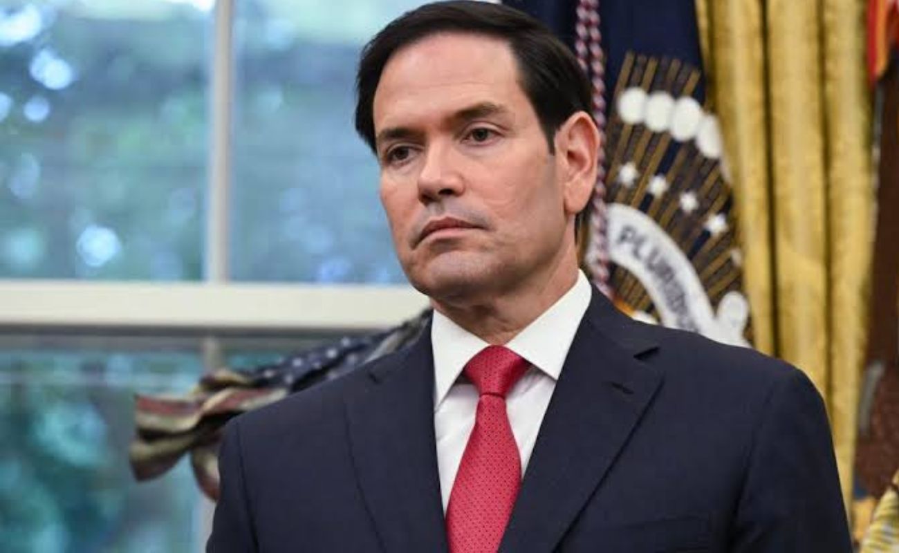 Marco Rubio anuncia medida contra ex-agente de Cuba