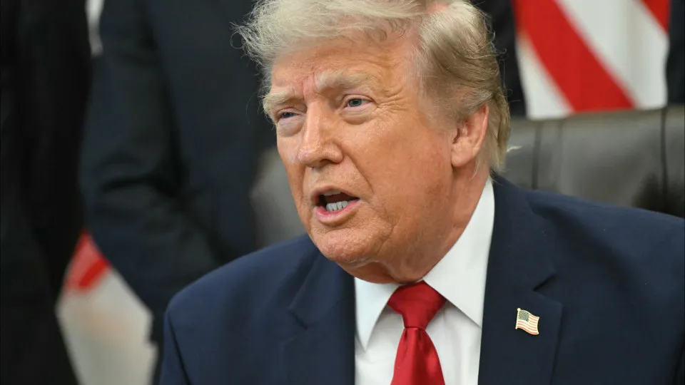Trump afirma que vai atacar o Irã “com muita força esta noite e amanhã”