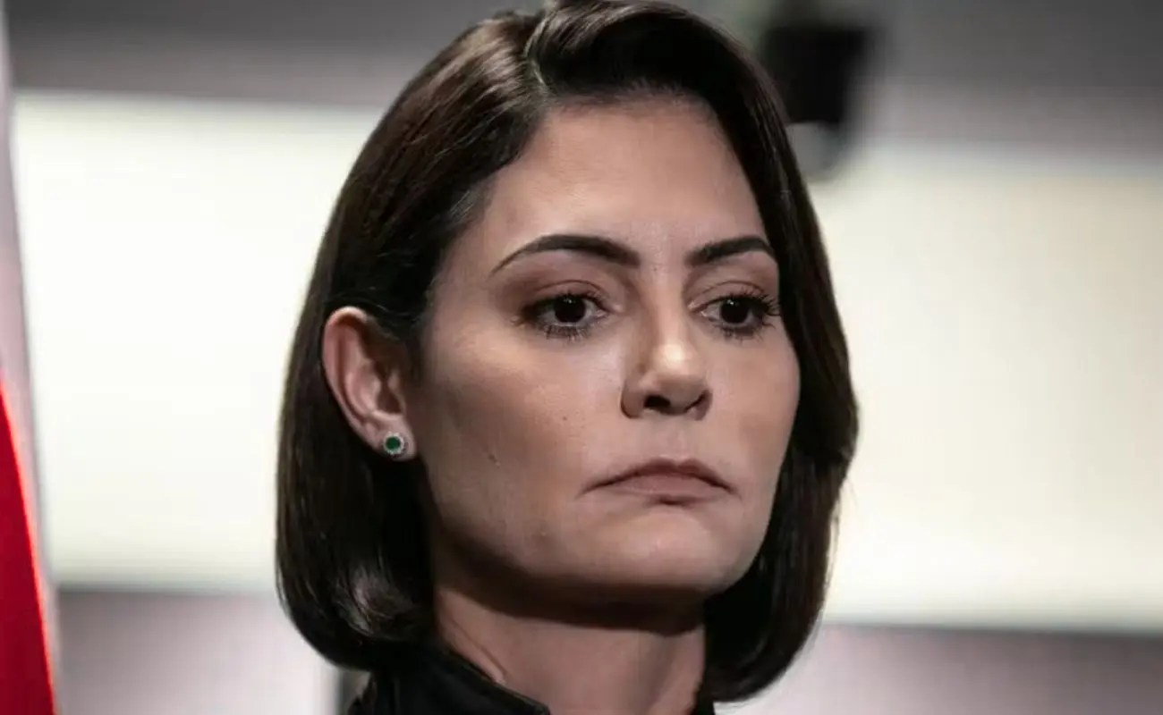 Valdemar Costa Neto afirma que Michelle Bolsonaro deve ficar fora da campanha de Flávio